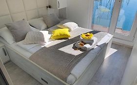 Floating Sea House Soncek